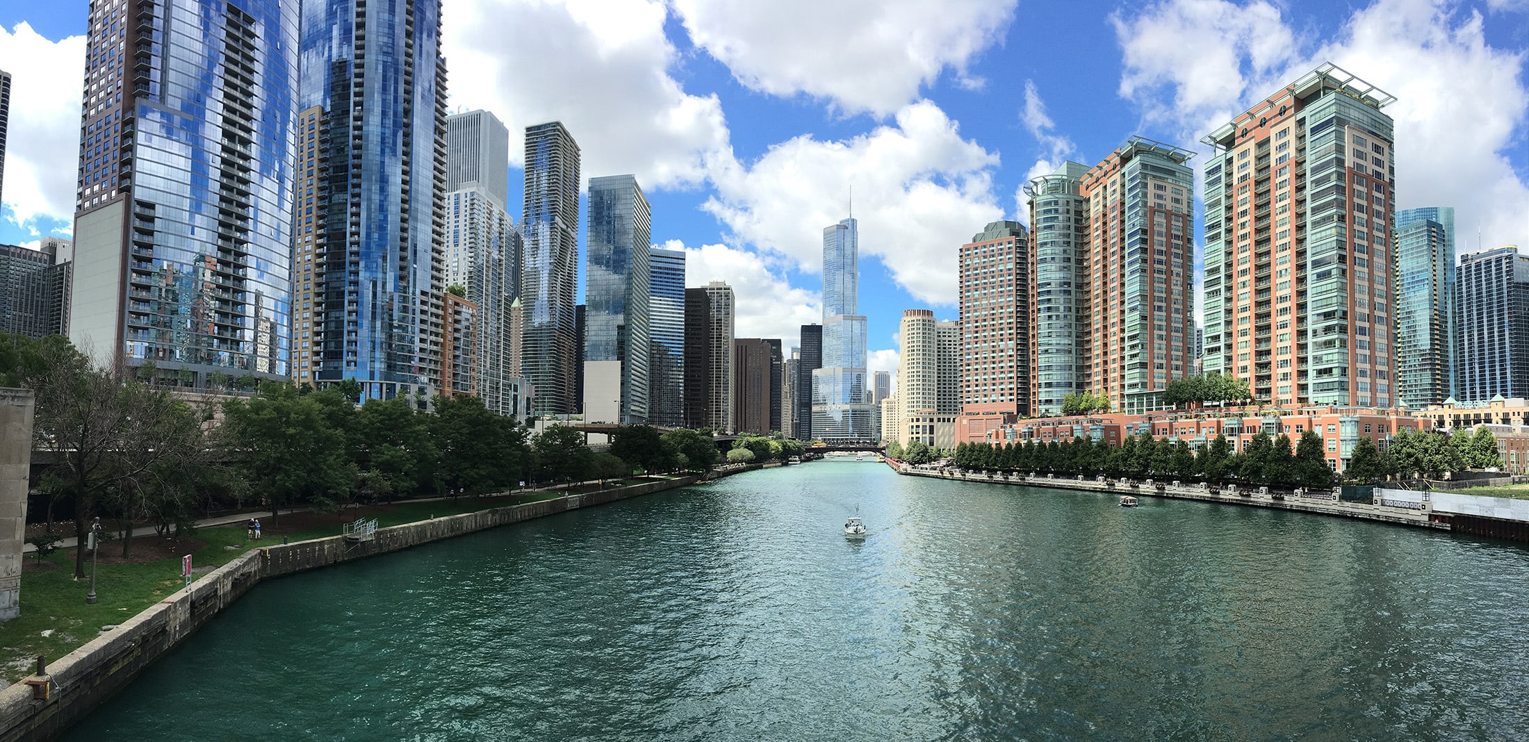 Chicago river background image